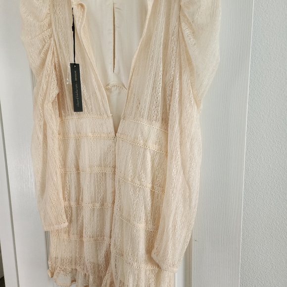 House of Harlow Cream Dress - Picture 2 of 4